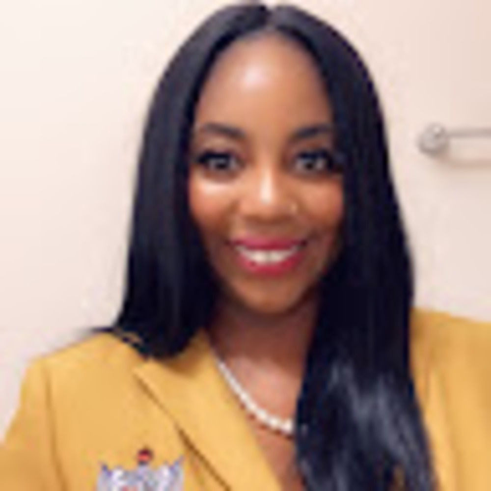 Meet your Posher, Karlaa